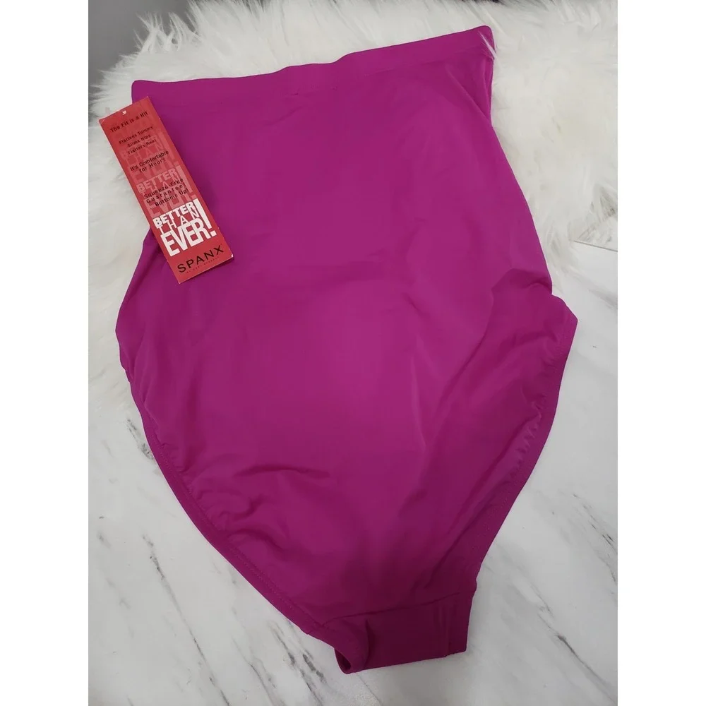 Spanx Core High Rise Shaping Swim Bottom Size 8 Berry NWT Tummy Control Slimming